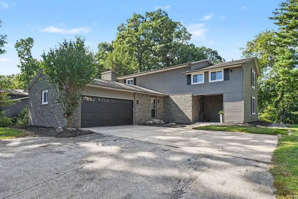 51081 Winding Waters Lane, Elkhart
