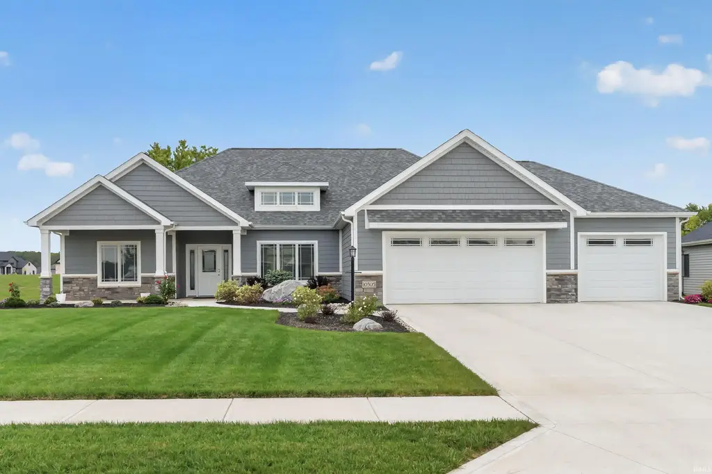 10505 Spamount Cove, Leo