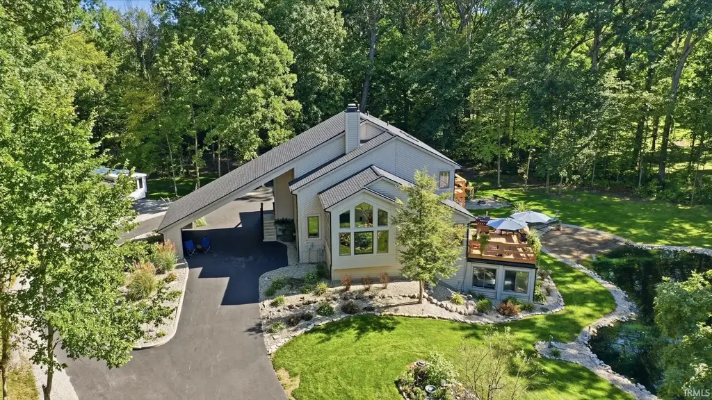 1802 Hathaway Road, Fort Wayne
