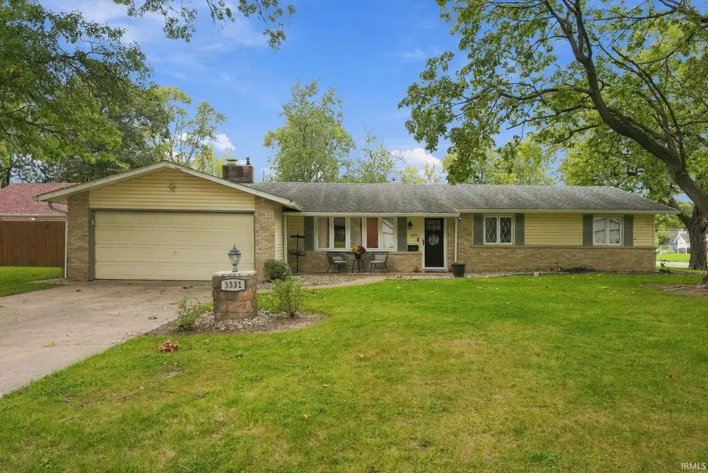 3331 Kirkfield Drive, Fort Wayne