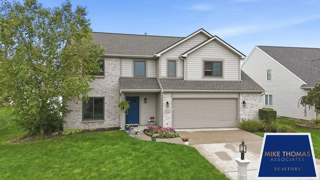 11317 Saint Ives Drive, Fort Wayne