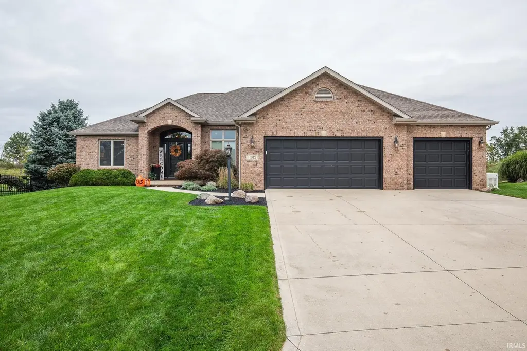 11912 Fairway Winds Court, Fort Wayne