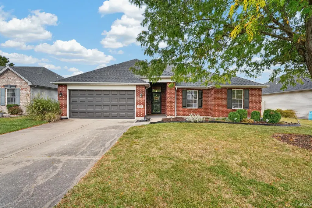 9715 Clippinger Road, Evansville