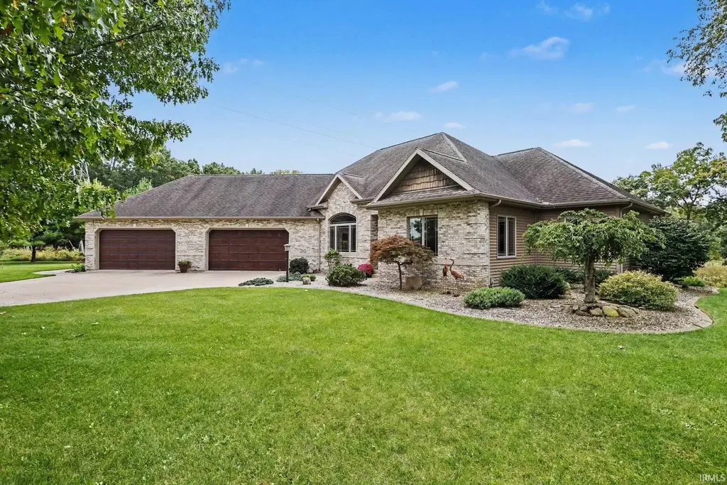 52221 Winding Waters Lane, Elkhart