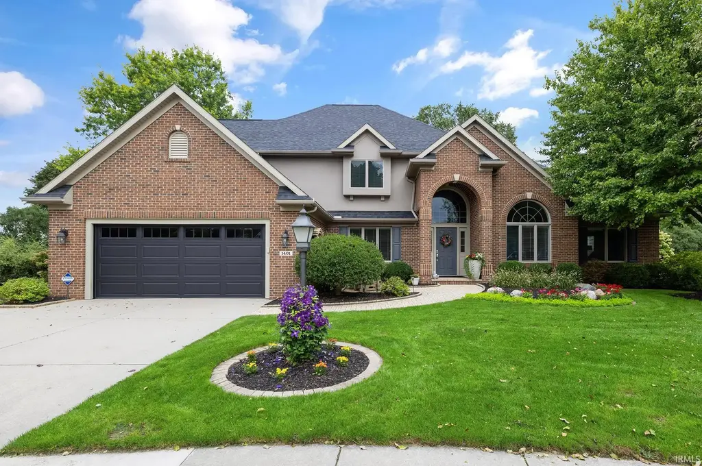 1401 Elmherst Court, Goshen