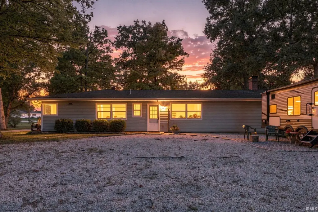 340 W 150 N, Columbia City