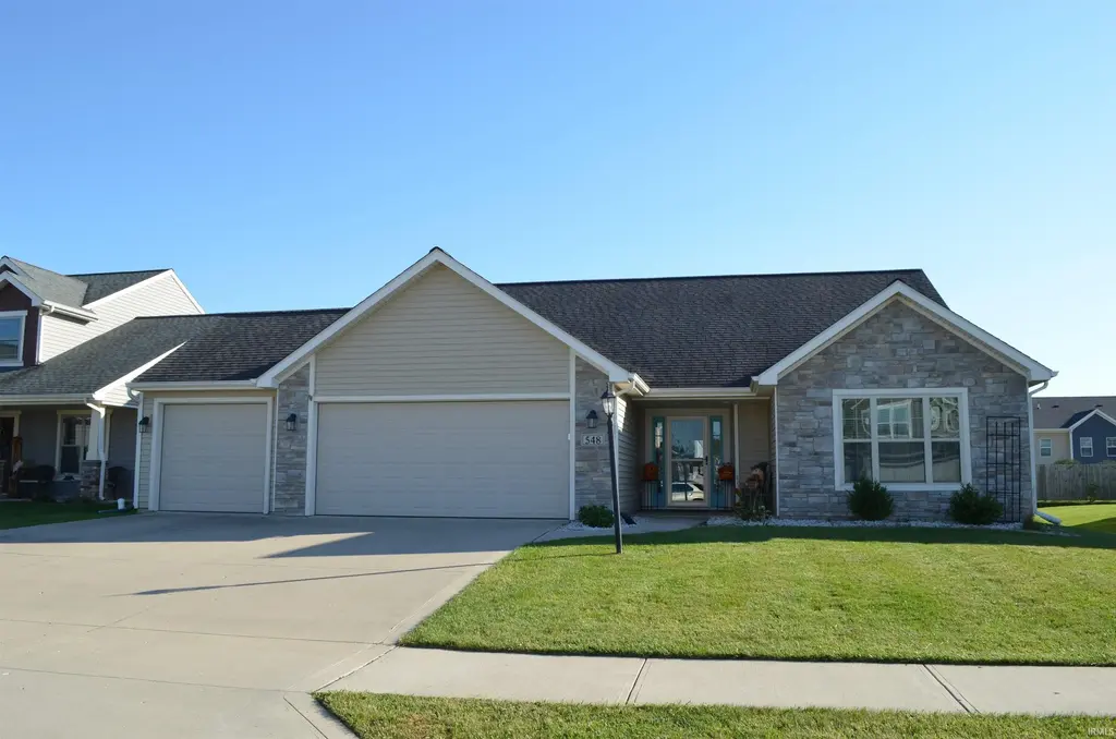 548 Caracol Court, Fort Wayne