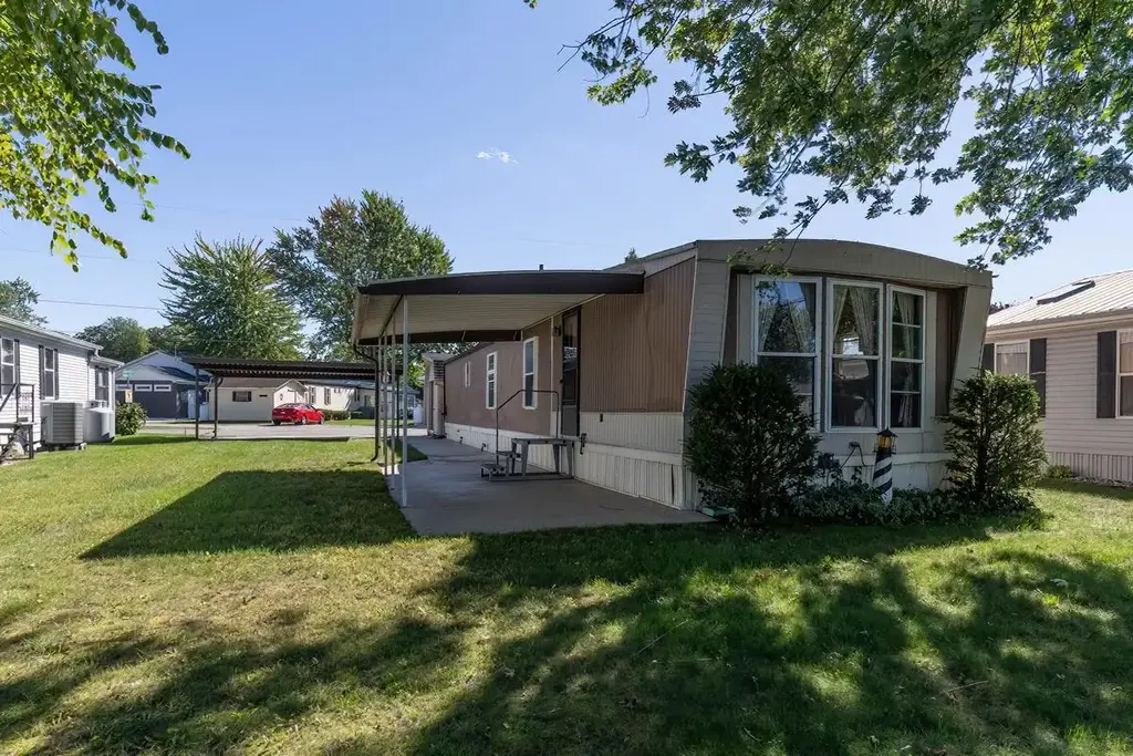 5110 N 450 W Lot 116, Angola