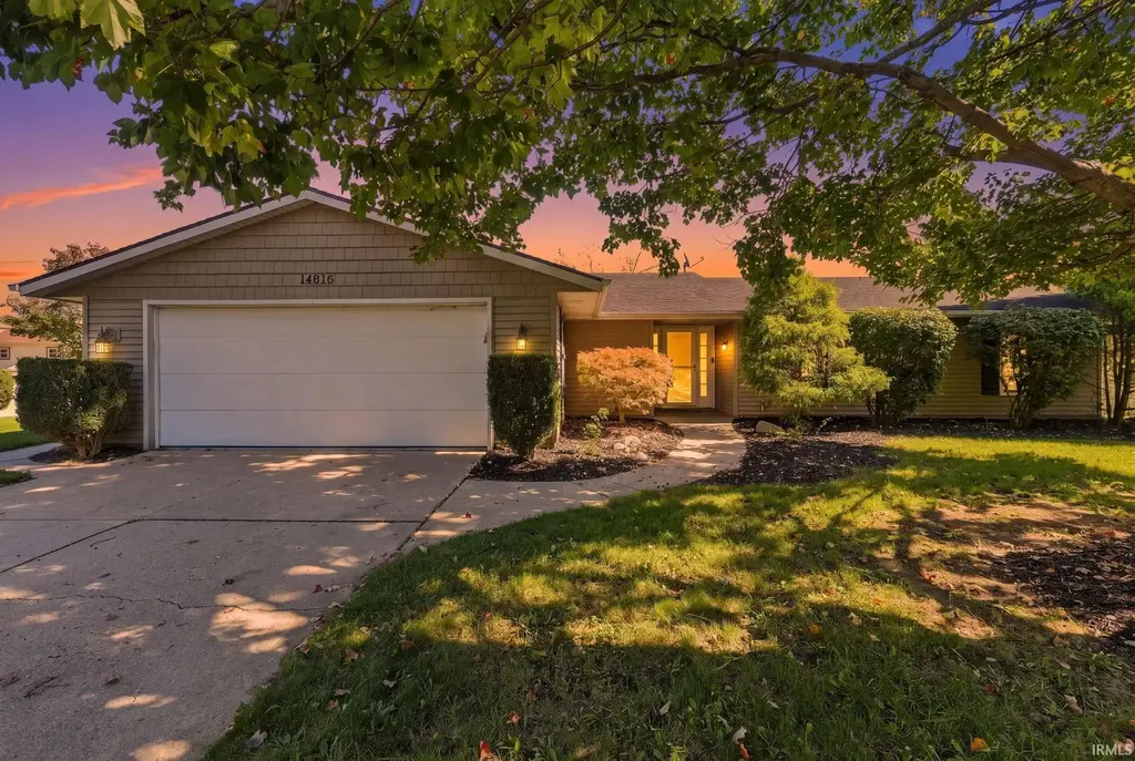 14816 Michael Drive, Leo