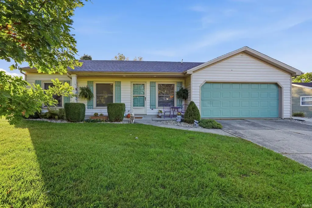 11148 Shoreline Drive, Leo