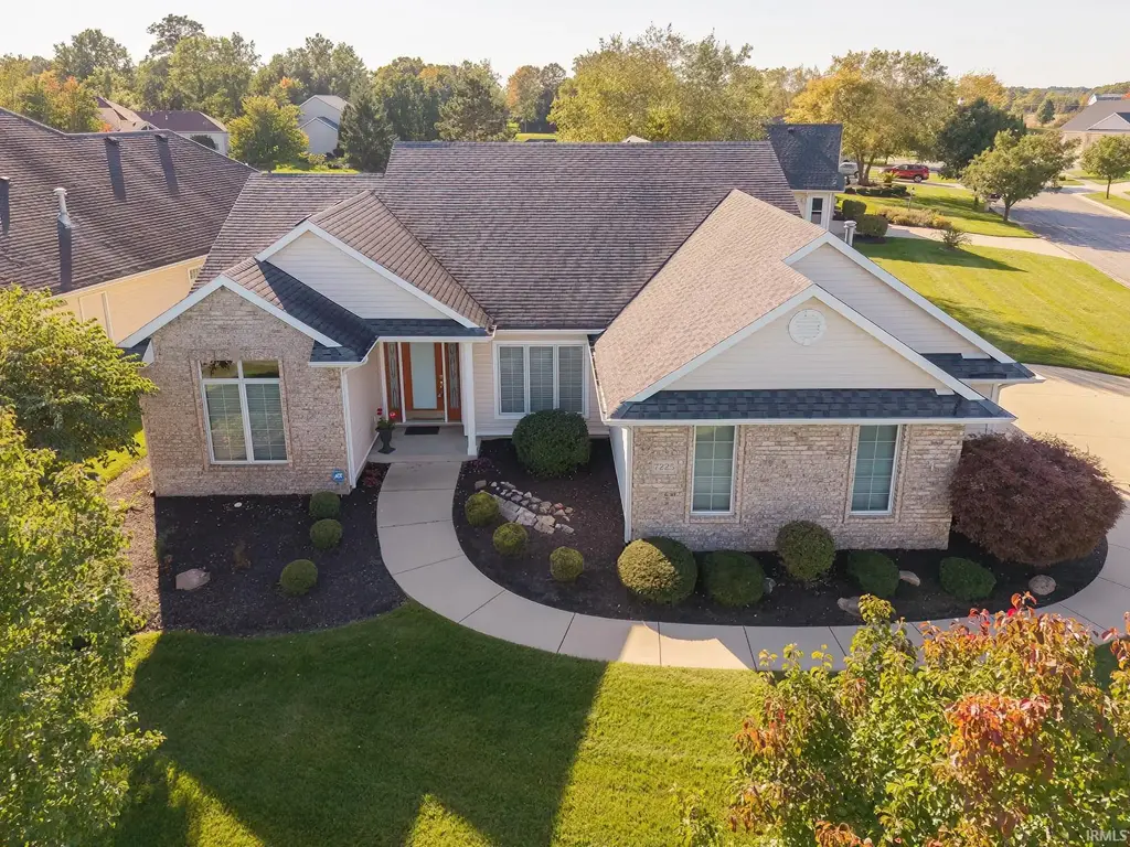 7225 Brackenwood Court, Fort Wayne