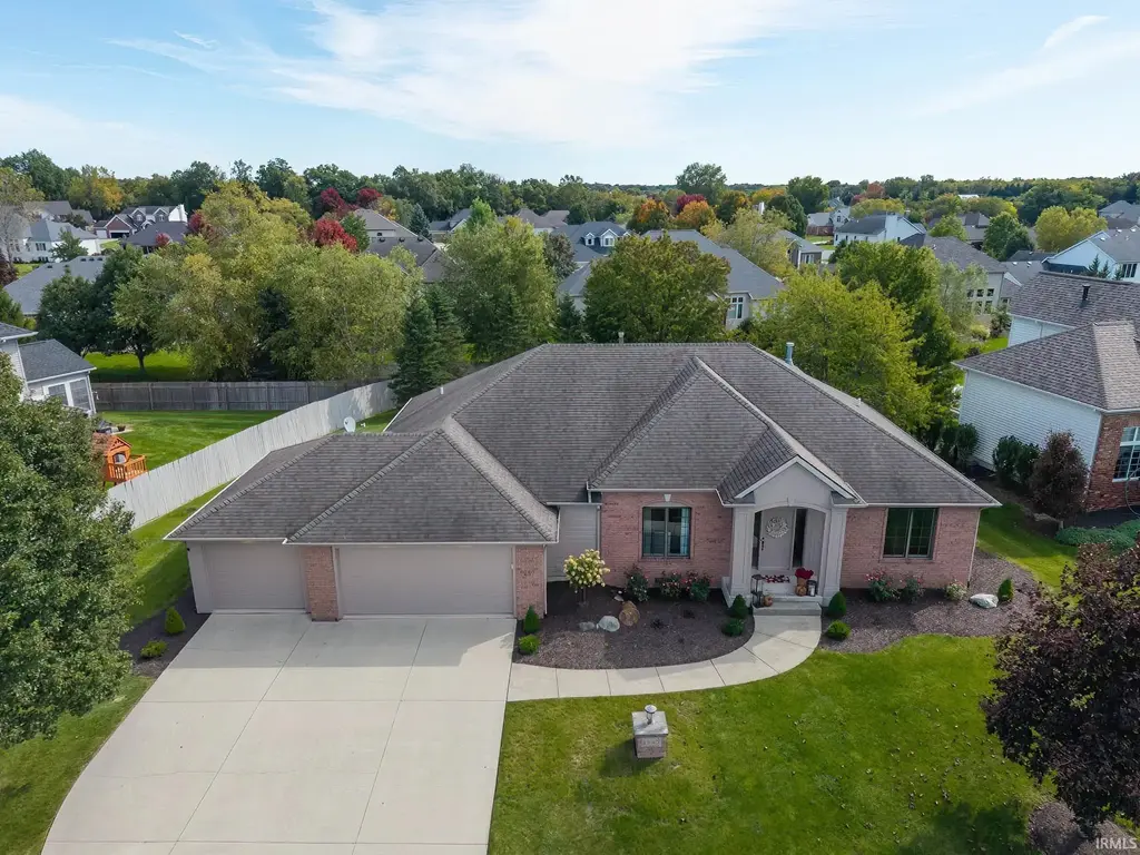 13010 Columa Bay, Fort Wayne