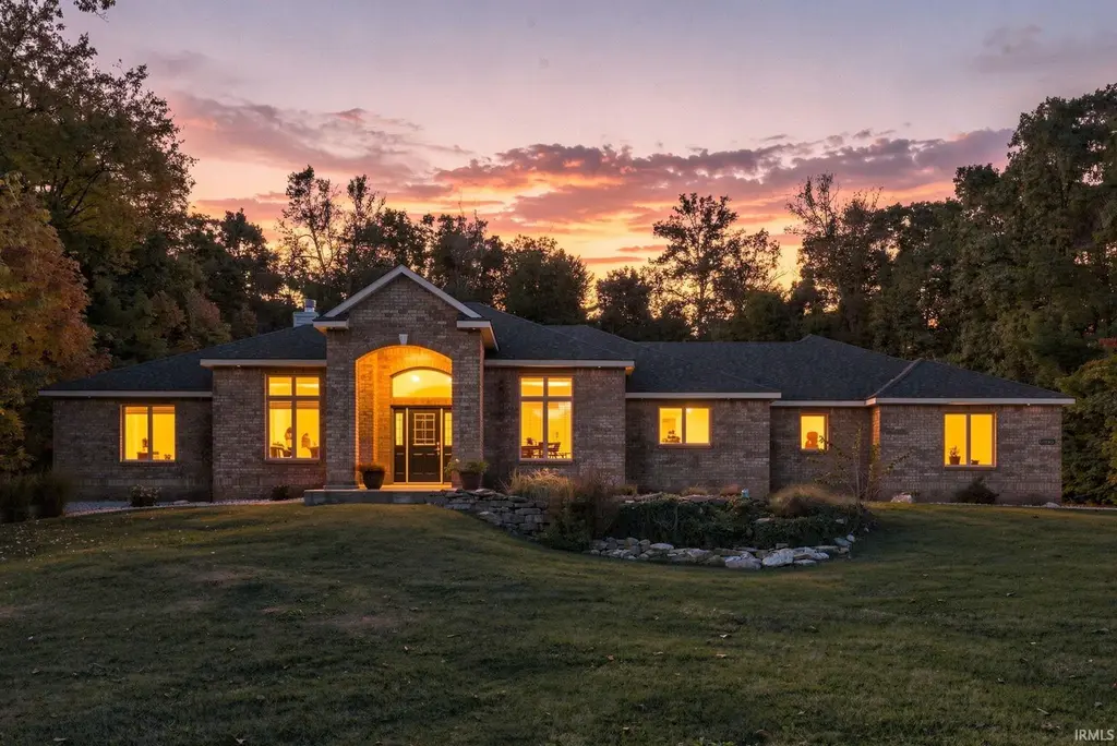 3420 W Cook Road, Fort Wayne