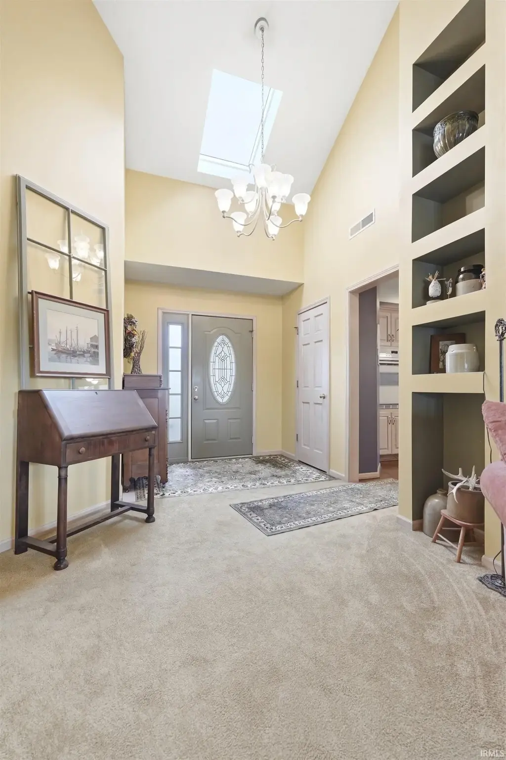 8401 Pember Brook Drive, Fort Wayne Property Listing: MLS® #202642952