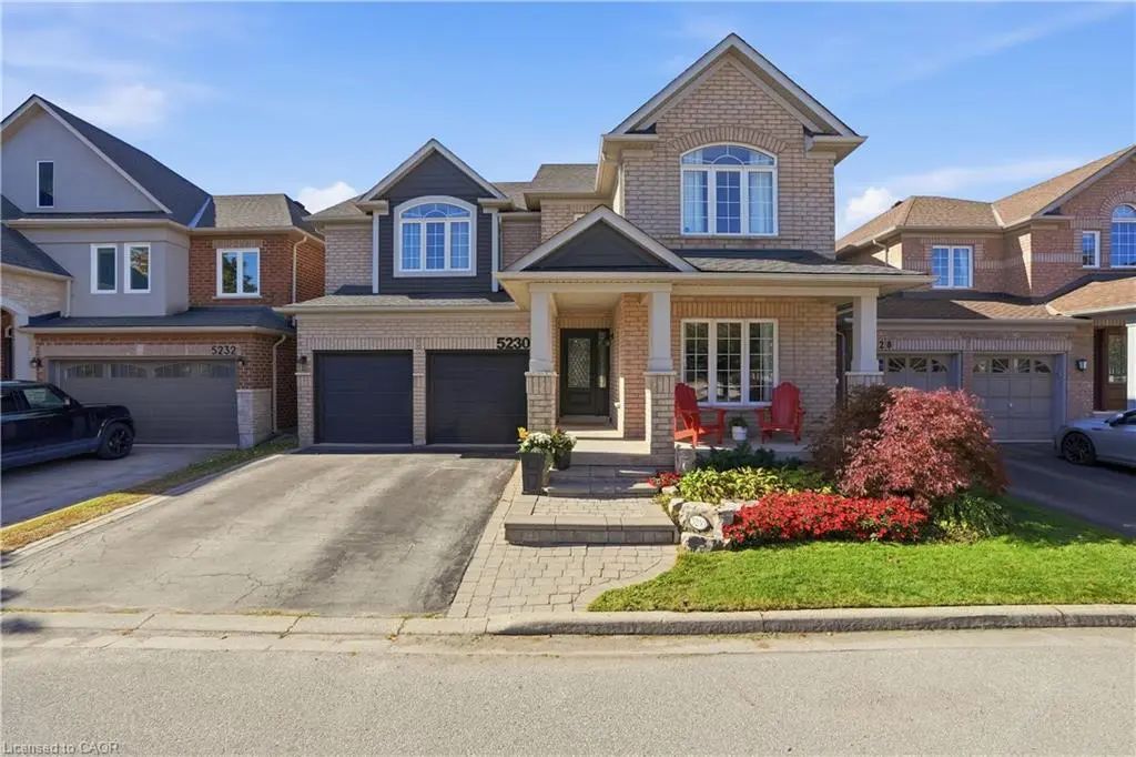 5230 Rome Crescent, Burlington