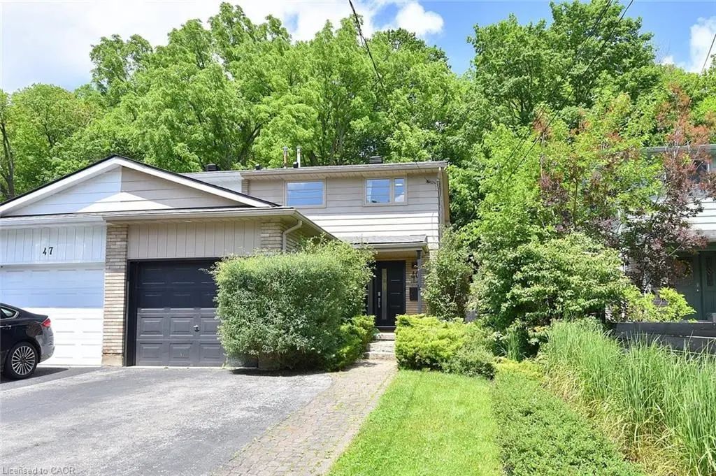 49 Park Street E, Dundas