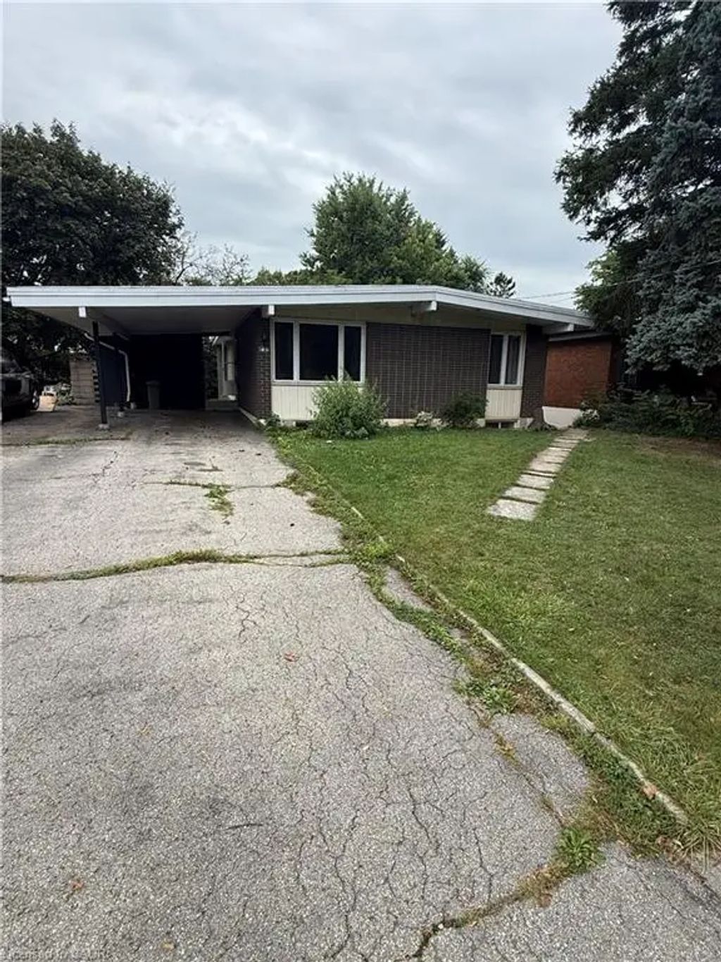 63 Sanatorium Road Upper Level, Hamilton