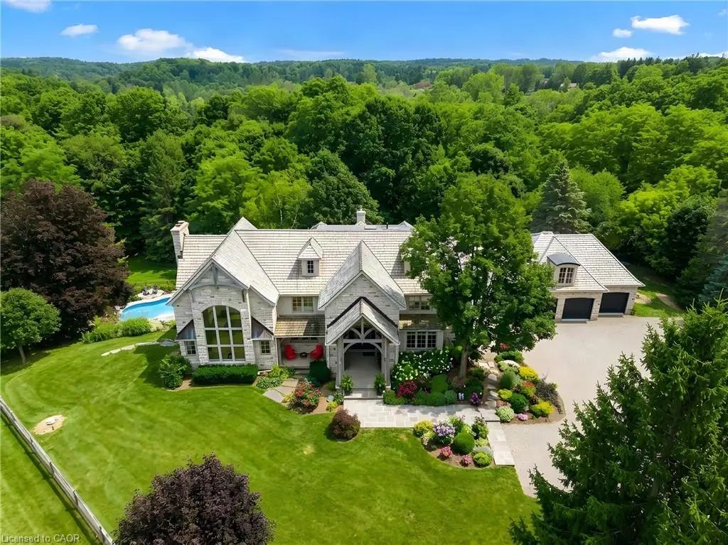 2376 8 Sideroad, Burlington