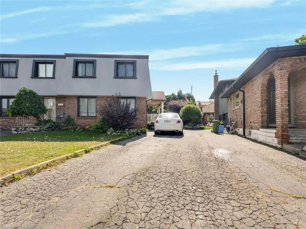 40 Yeoville Court, Hamilton