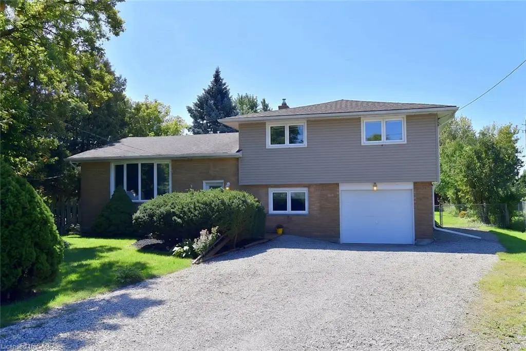 8491 Dickenson Road, Hamilton