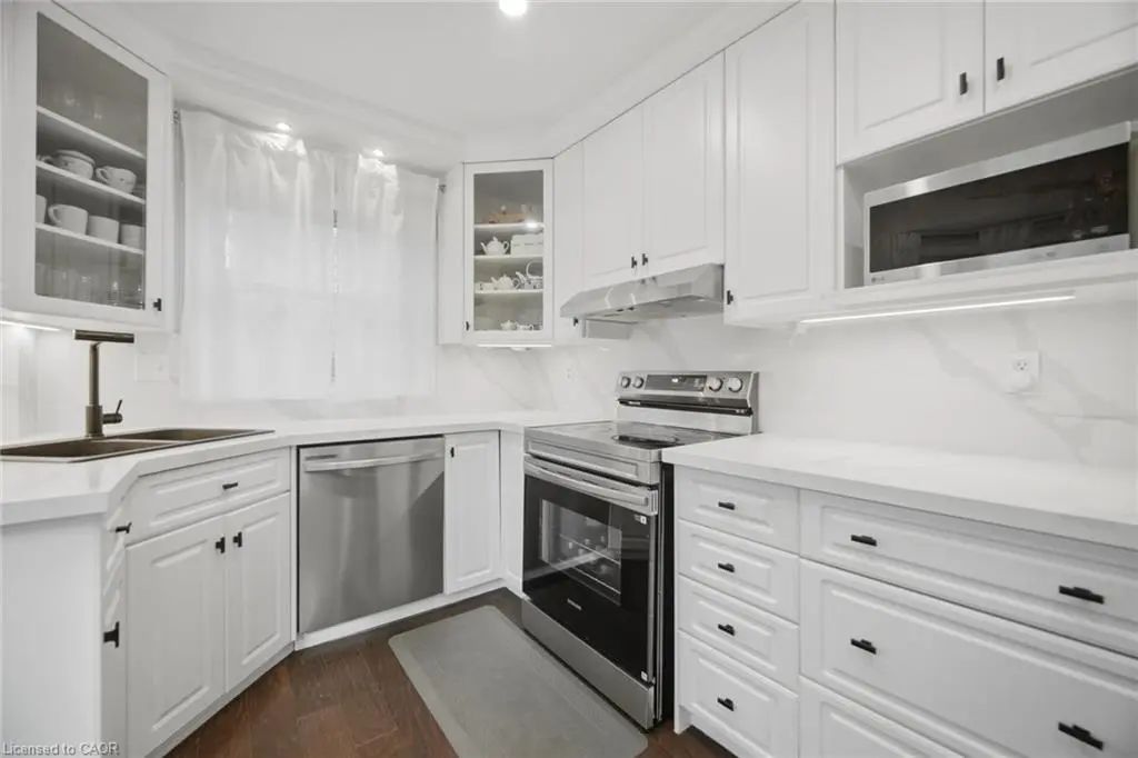 3217 Hazelwood Avenue, Burlington