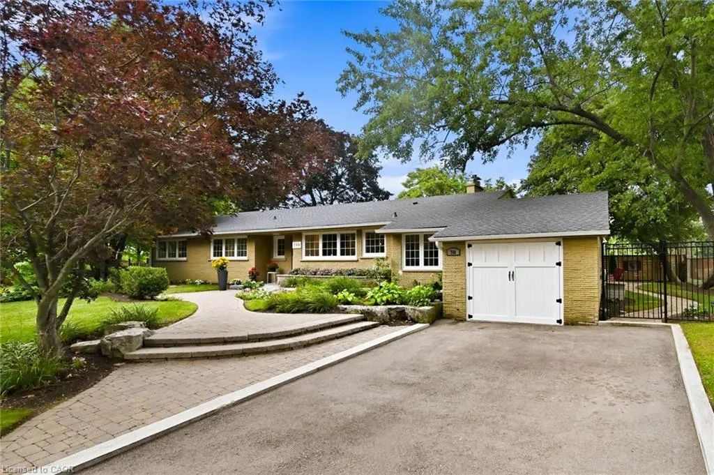 760 Kingsway Drive, Burlington