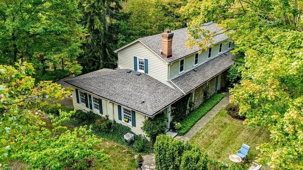 12 Old Ancaster Road, Dundas