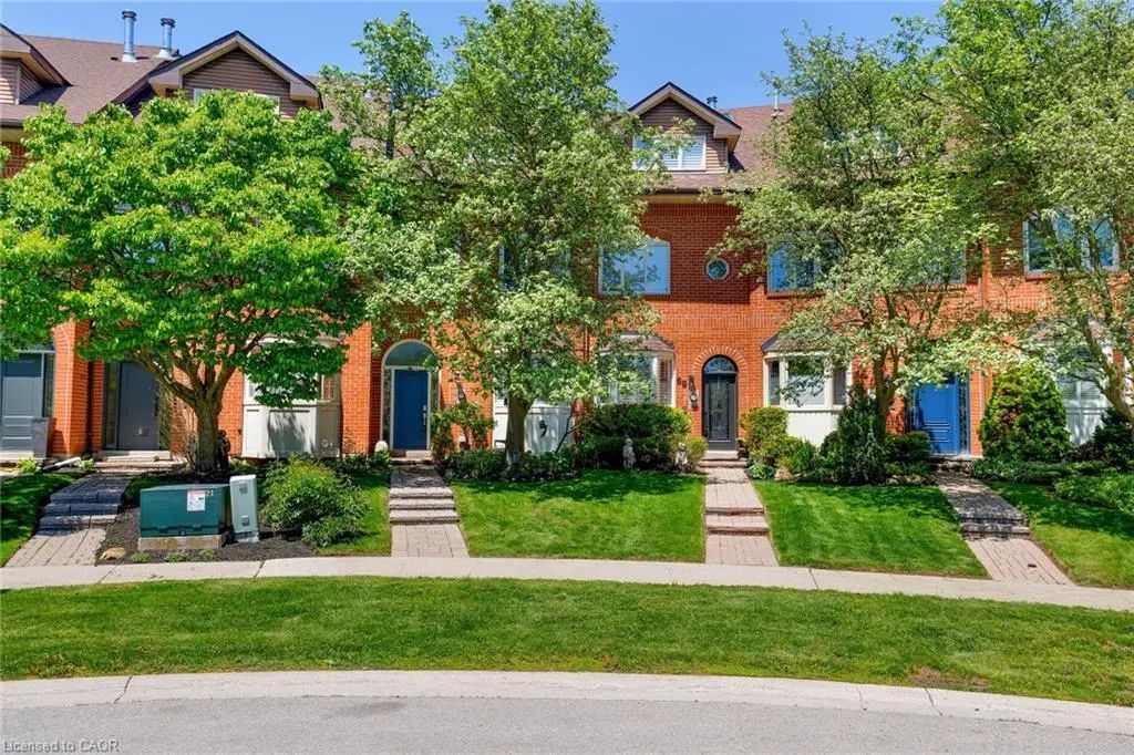 68 Tradewind Drive, Oakville
