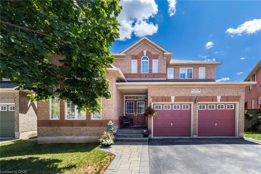 2254 Dunforest Crescent, Oakville