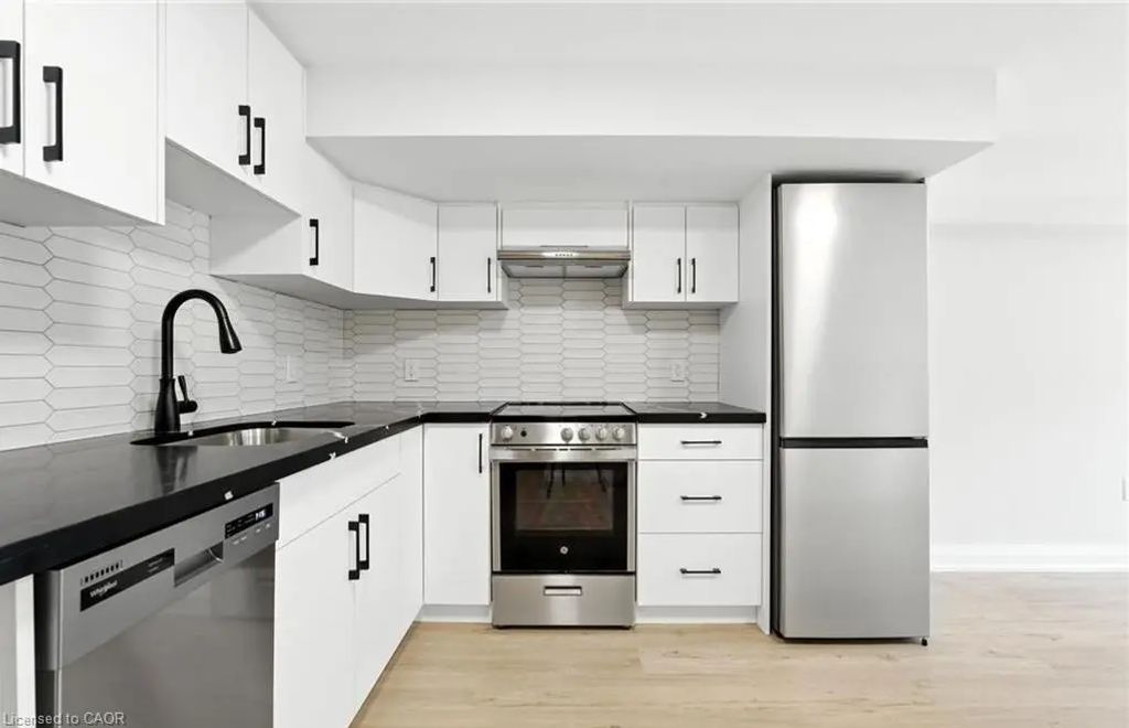 929 Upper Ottawa Street C, Hamilton