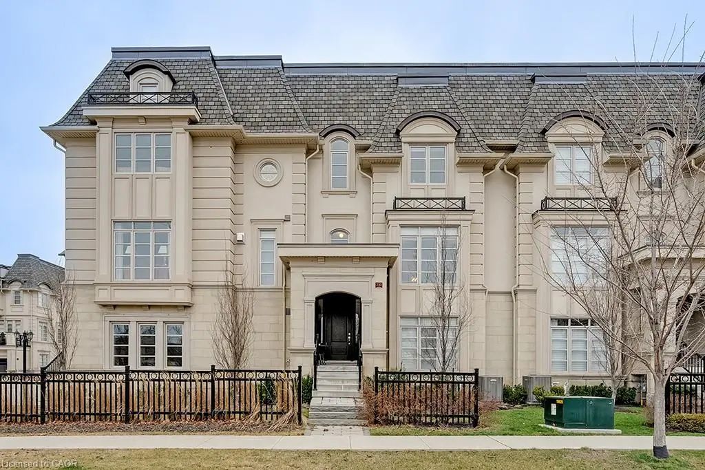 210 Dorval Drive, Oakville