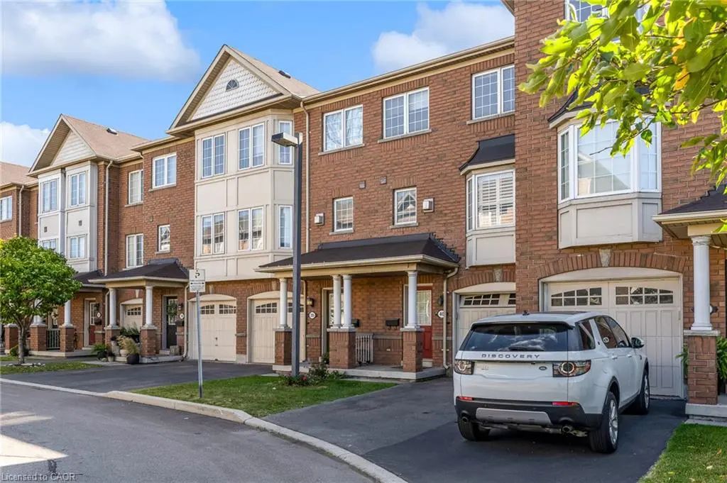 470 Beach Boulevard 40, Hamilton
