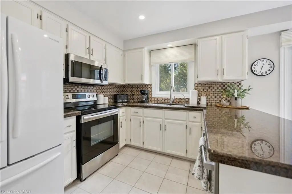 2155 Duncaster Drive 8, Burlington