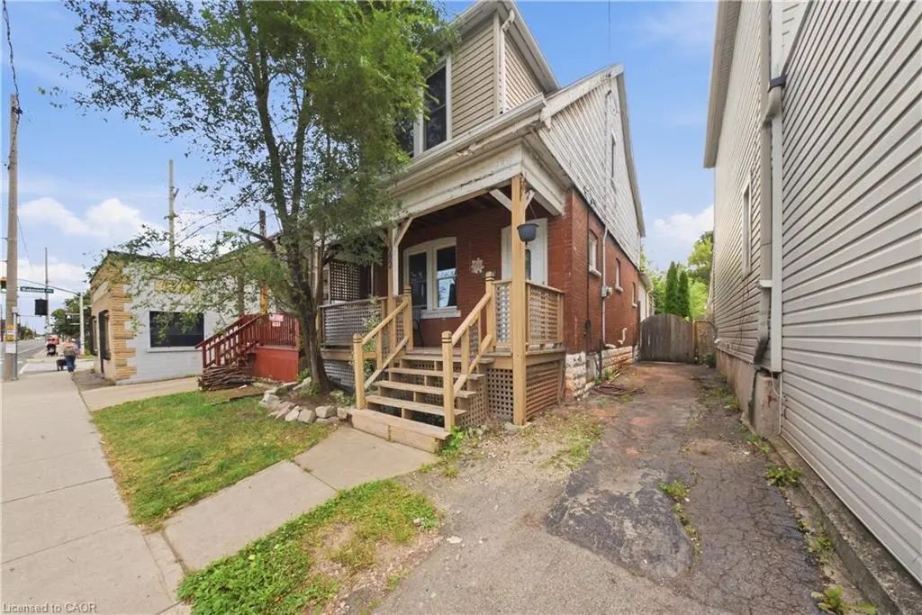 1082 Cannon Street E, Hamilton