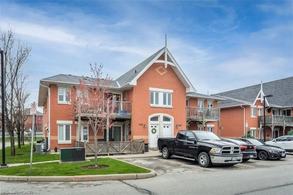 4140 Foxwood Drive, Burlington