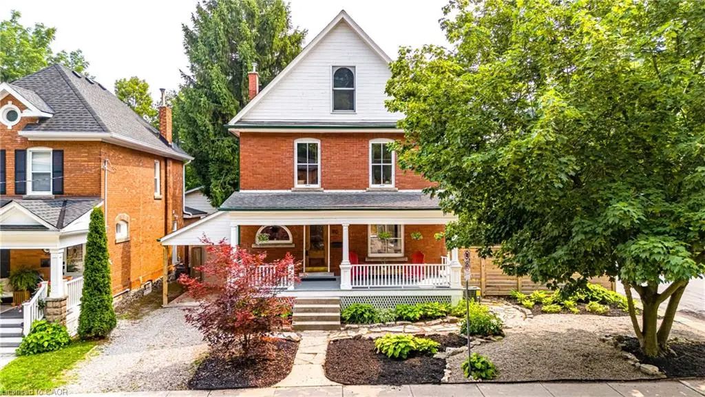 90 Victoria Street, Dundas