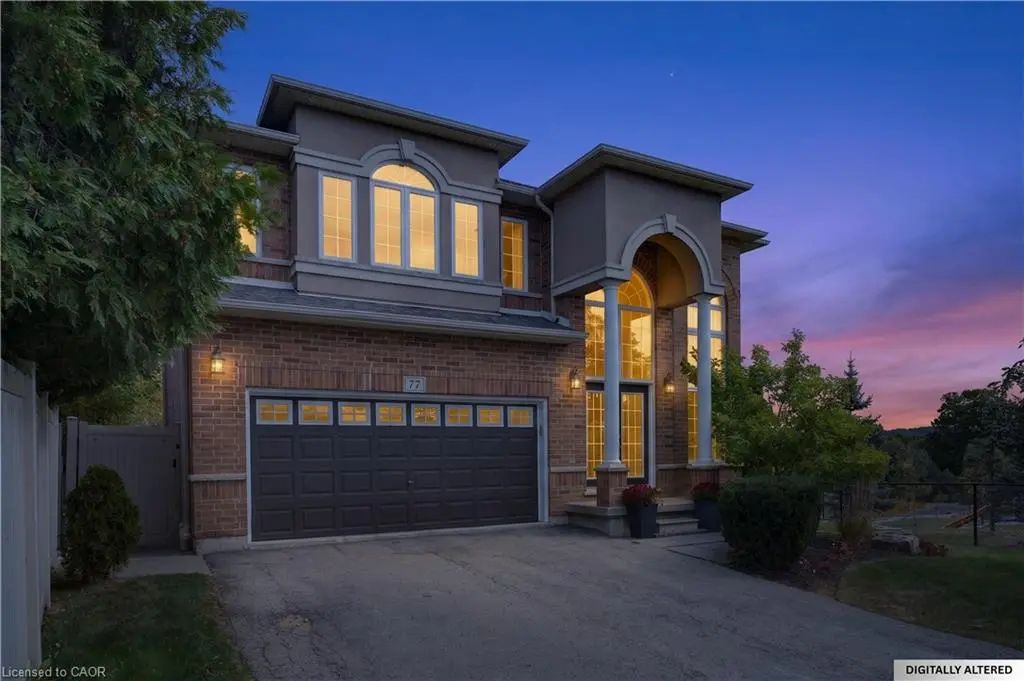 77 Newcombe Road, Dundas