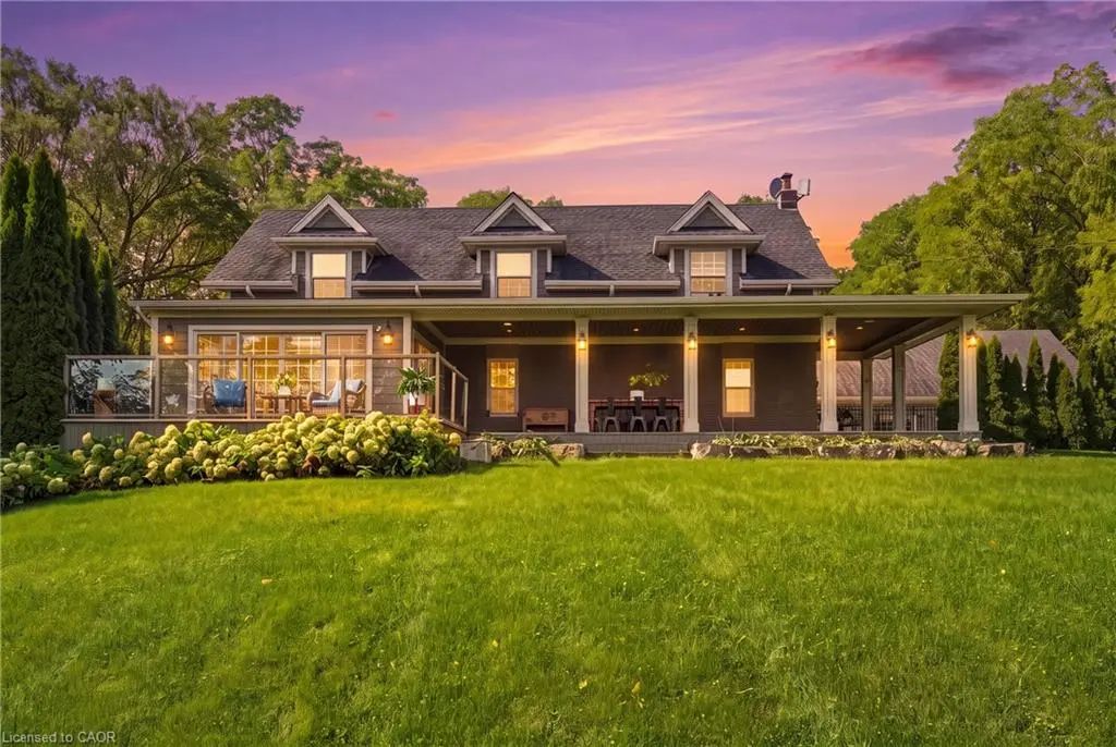 5062 Walkers Line, Burlington