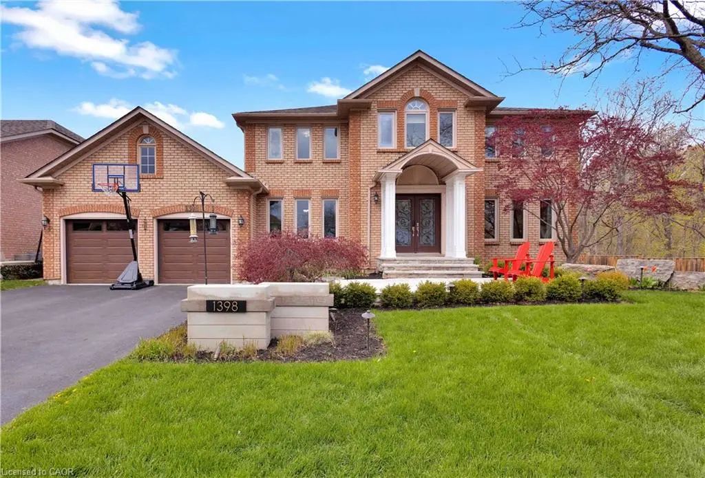 1398 Winterberry Drive, Burlington