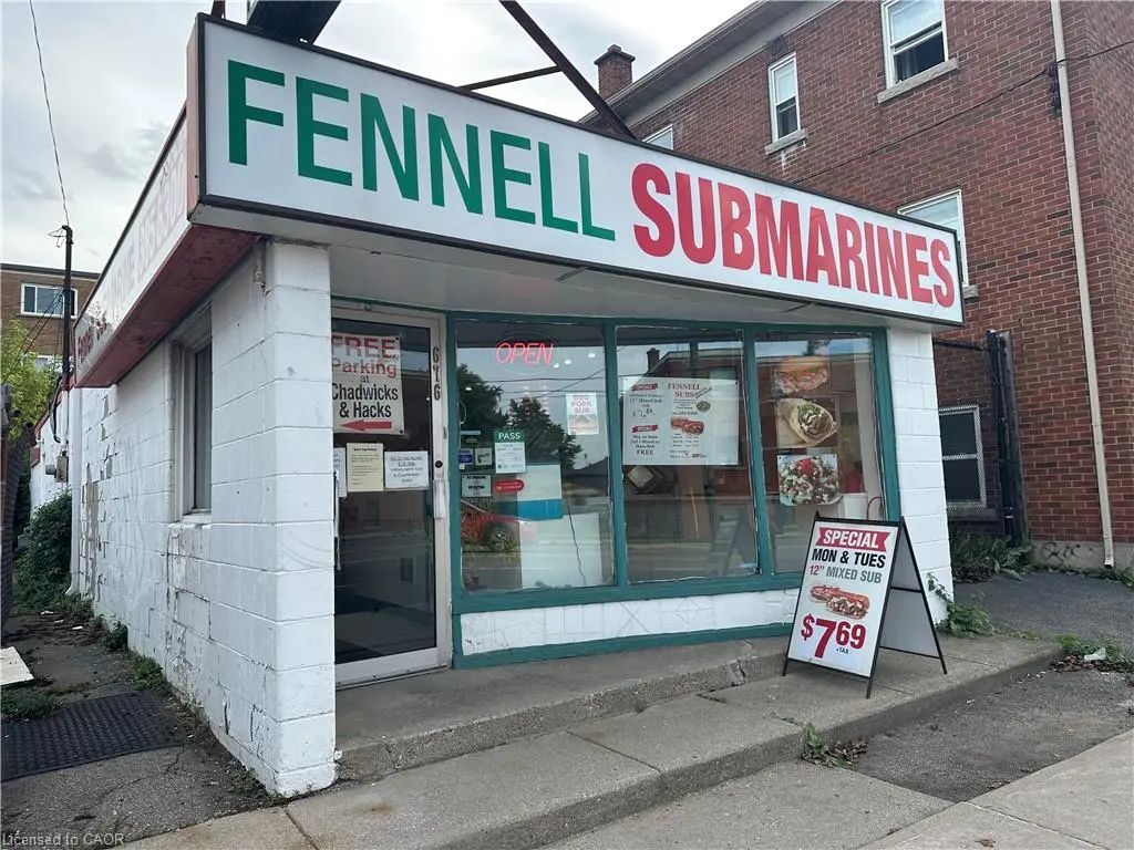 676 Fennell Avenue E, Hamilton