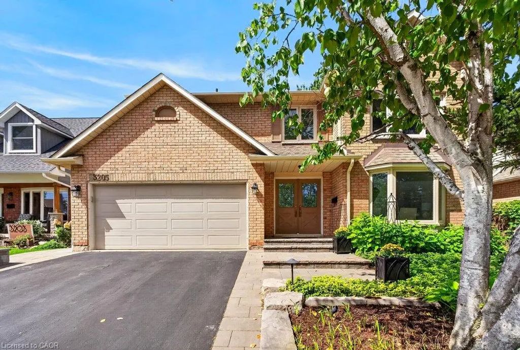 3205 Tania Crescent, Burlington