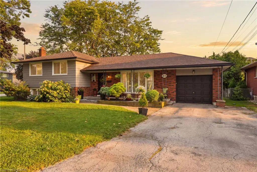 314 Harmony Road, Ancaster