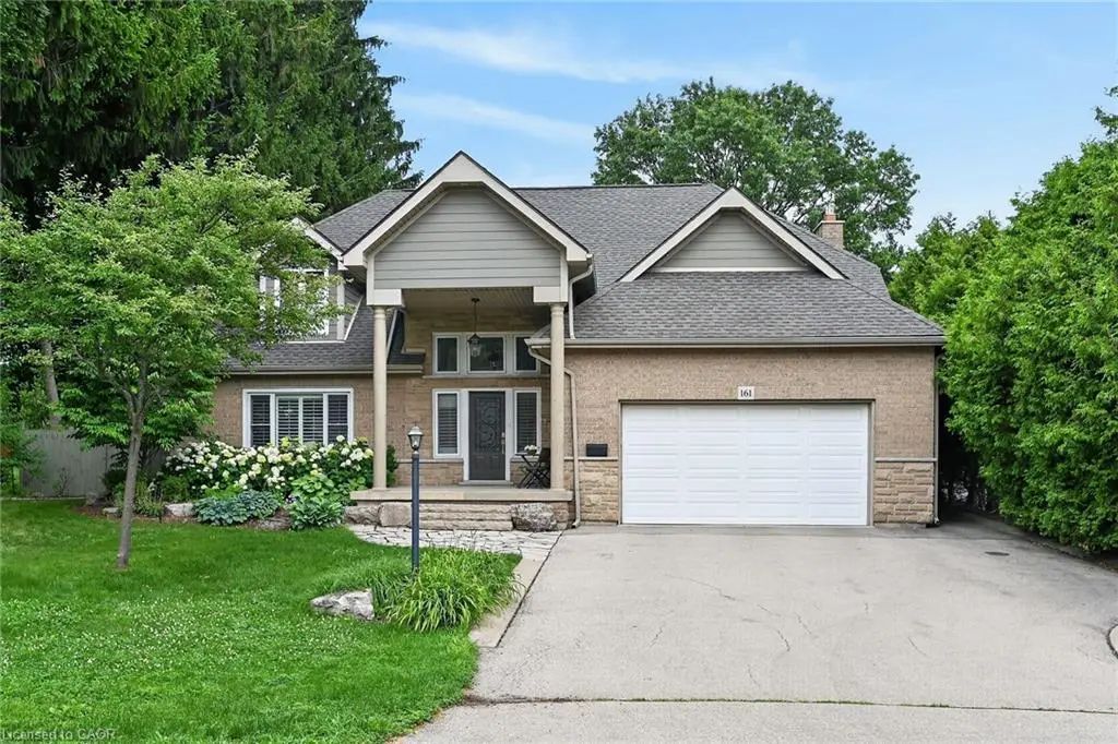 161 Lloyminn Avenue, Ancaster