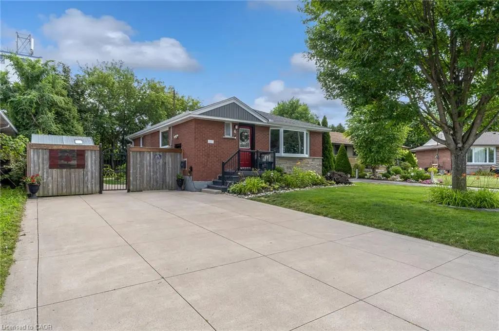 6 Beacon Avenue, Hamilton