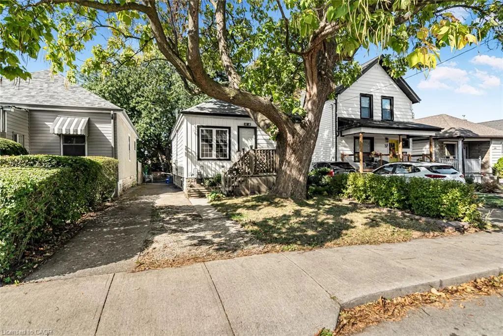 29 Wexford Avenue N, Hamilton