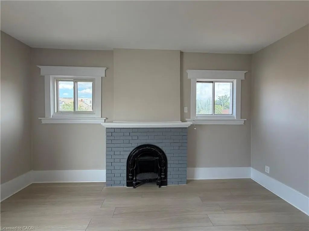 3 Main Street W 1, Grimsby