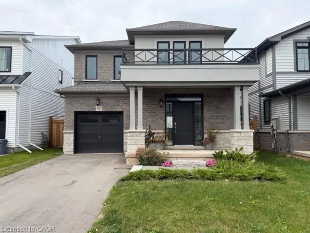 92 Starfire Crescent, Hamilton