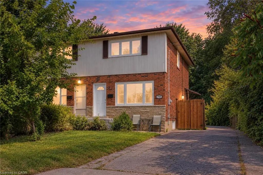 799 Drury Lane, Burlington