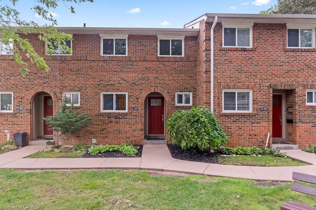 125 Livingston Avenue 34, Grimsby