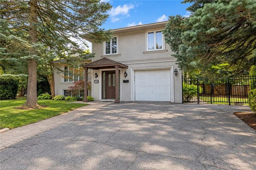 2039 Wakely Street, Oakville